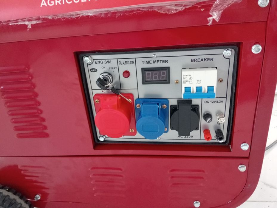Vând generator 5,5 kw