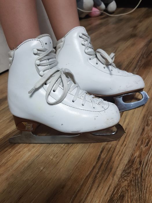 Коньки для фигурного катания