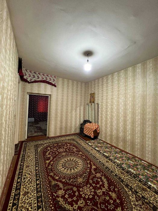 Уй сотилади: Учқудуқ 6-квартал 6-дом 6-кв