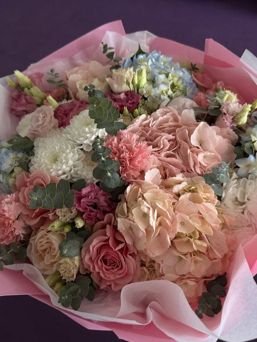 Букет свежих цветов