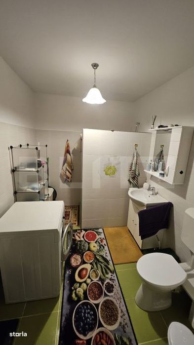 Apartament semidecomandat cu 3 camere, 67 mp, parcare inclusa, zona Fl