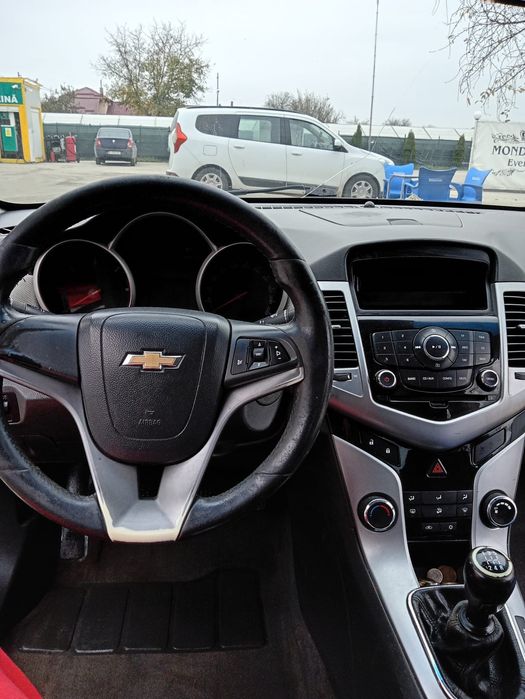 Vând Chevrolet Cruze 2.0d