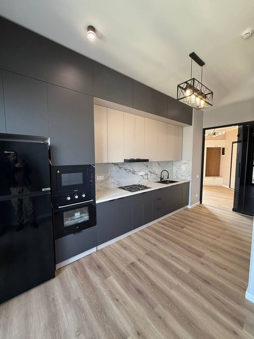 Akay City Продается 3 комнатная квартира ремонт ул.К.Ниязова, Дарха