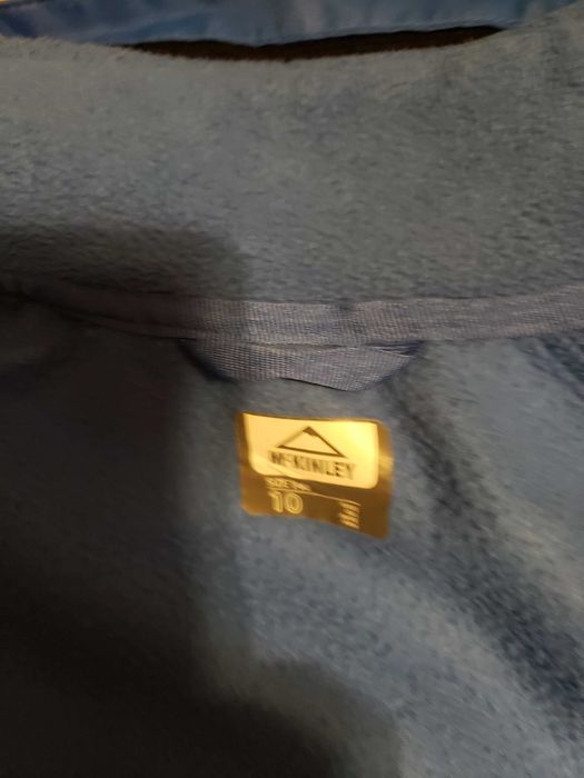 Jachetă iarnă McKinley mărimea 140, polar detașabil.