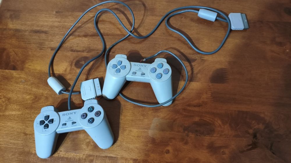 Нерабочая PlayStation One
