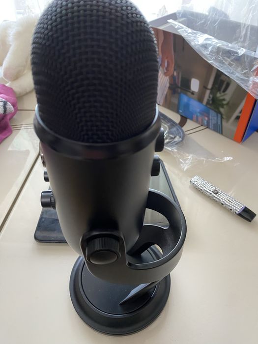 Microfon Blue Yeti