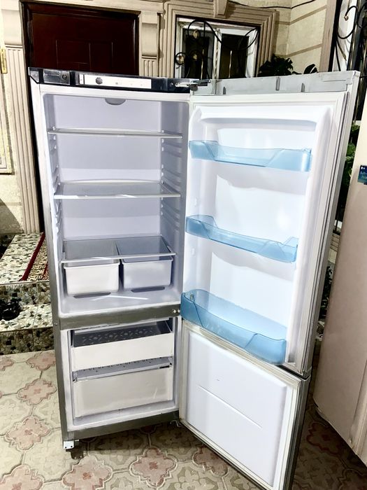 Продам холодильник рабочая