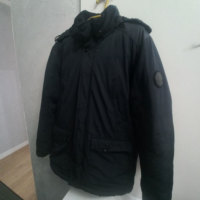 Зимняя тёплая куртка