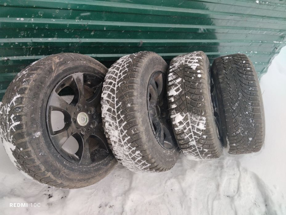Шипованные шины с дисками R16