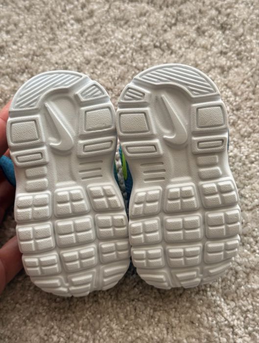 Adidași Nike bebe, mărime 17 (8 cm), noi