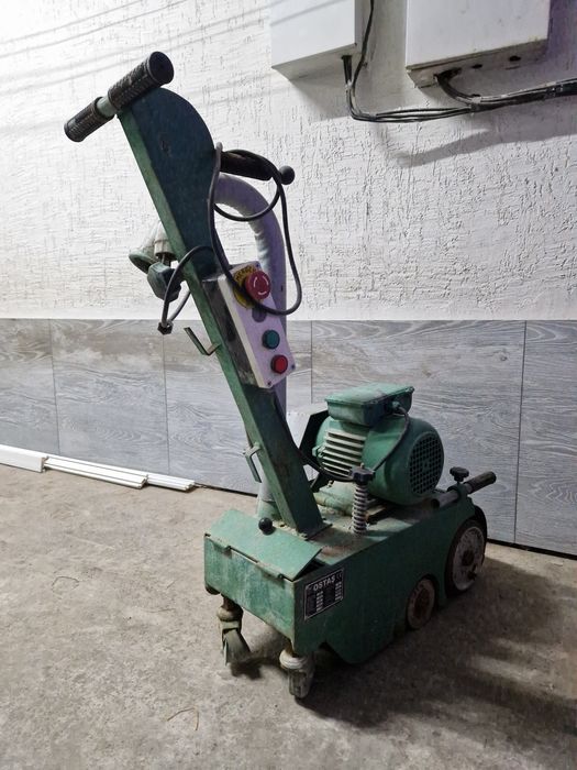 Шлифовальная машинка OSTAS