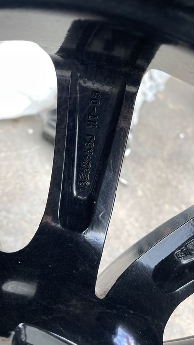 BMW F10 F11 F12 F13 F07 джанти 18