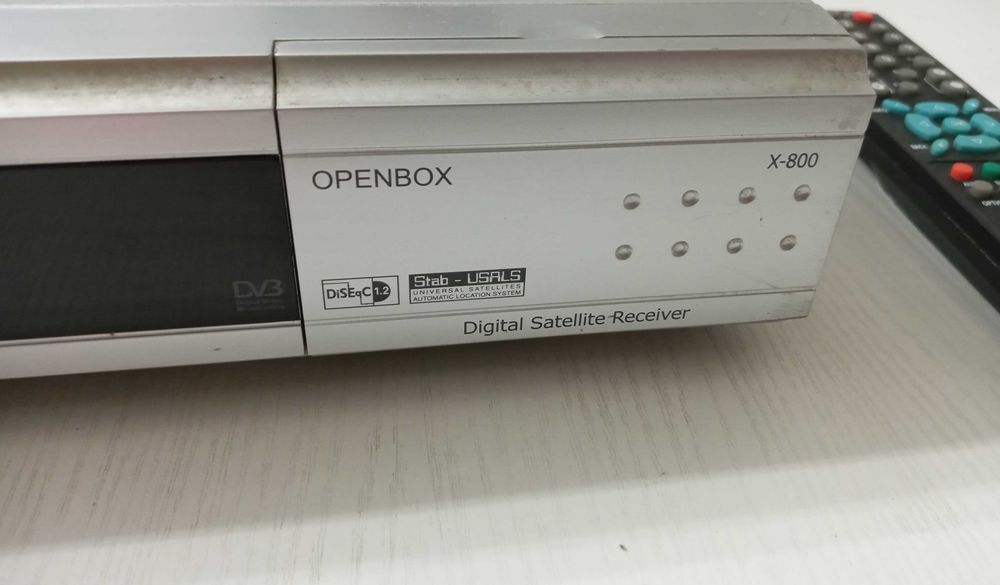 Спутниковый ресивер OPENBOX X-800