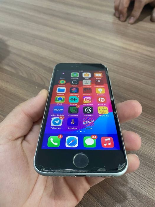 Продается Iphone se 64gb