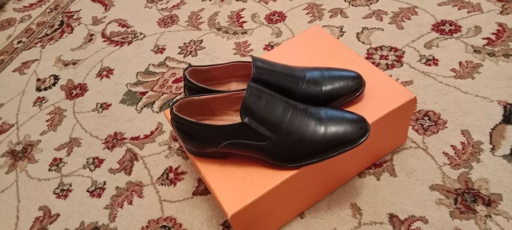 Классическая обувь