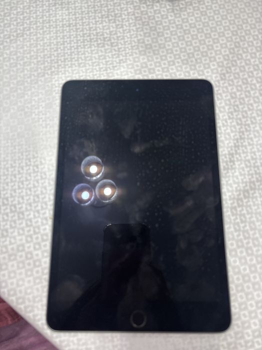 Продам ipad 5 mini