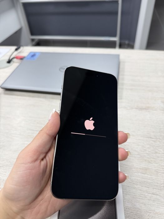 Продам Iphone 15 pro max
