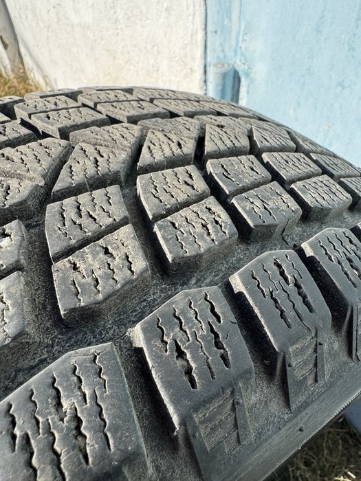 Зимние шины Maxxis 225/55 R18
