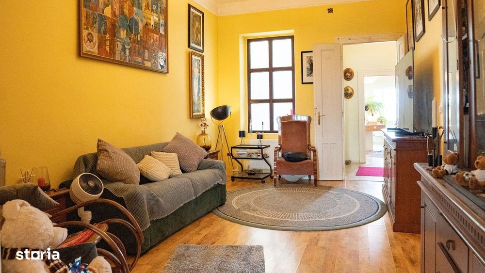 2 camere. Adresă centrală. 99 mp construiți. 2 băi. Etaj 3.