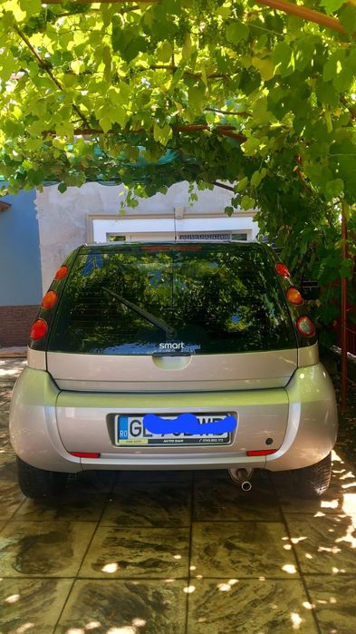 Vând smart forfour 2004 automat