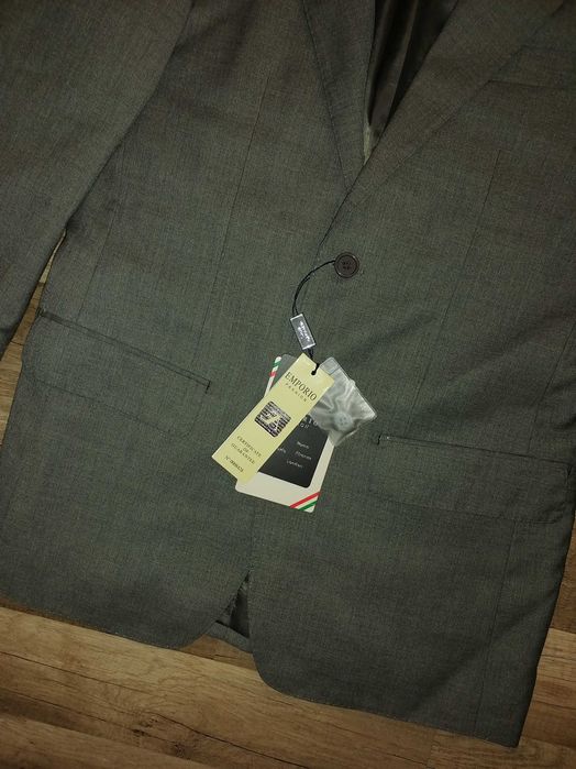 НОВО мъжко сако EMPORIO