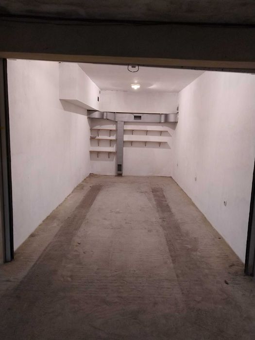 Дава се под наем Гараж / Паркомясто в Варна, Лятно кино Тракия - 16 кв.м за 142.8 € - Снимка #2