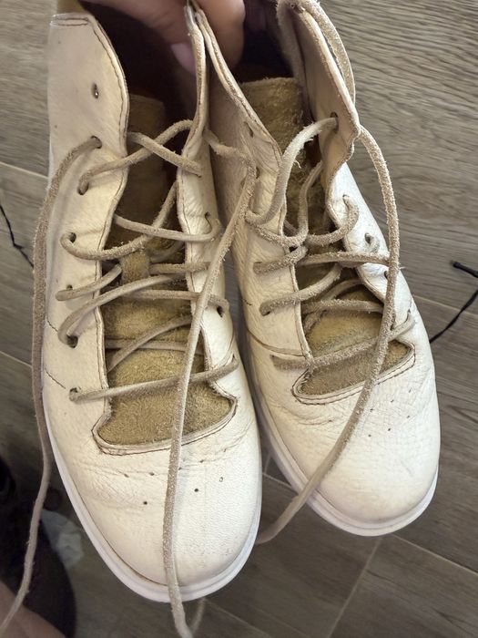 Бели сникърси Tsubo