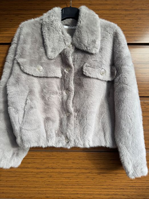 Уникално късо палто