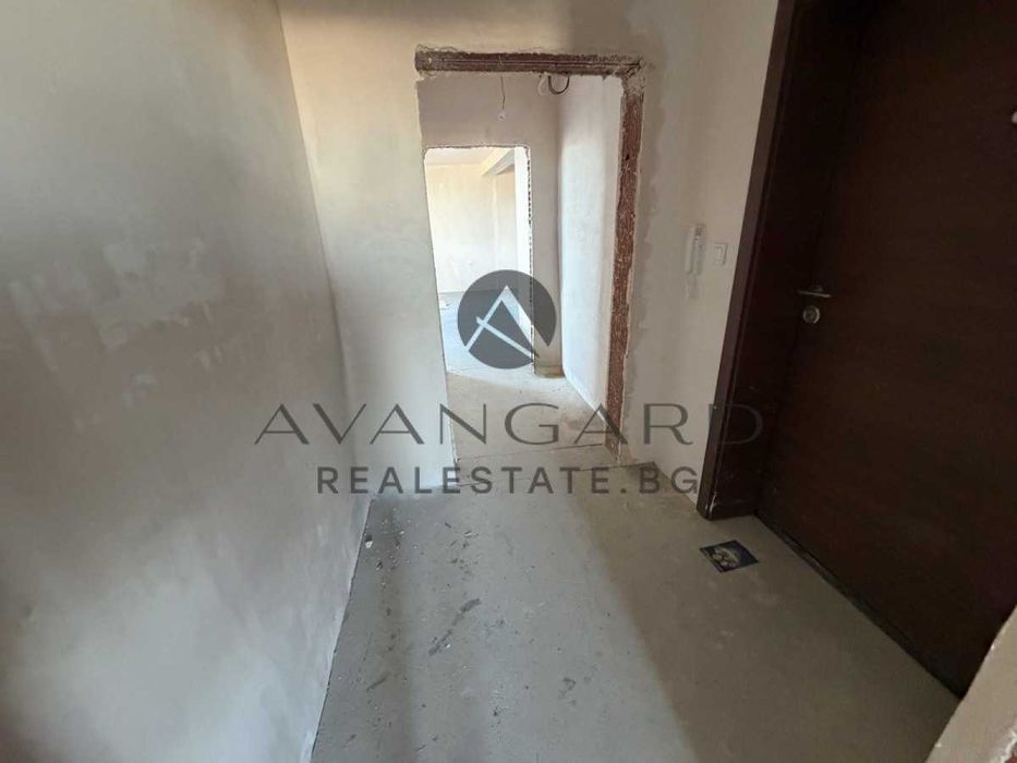 Продава се Четиристаен апартамент в Пловдив, Тракия - 191 кв.м за 734 €/кв.м - Снимка #9