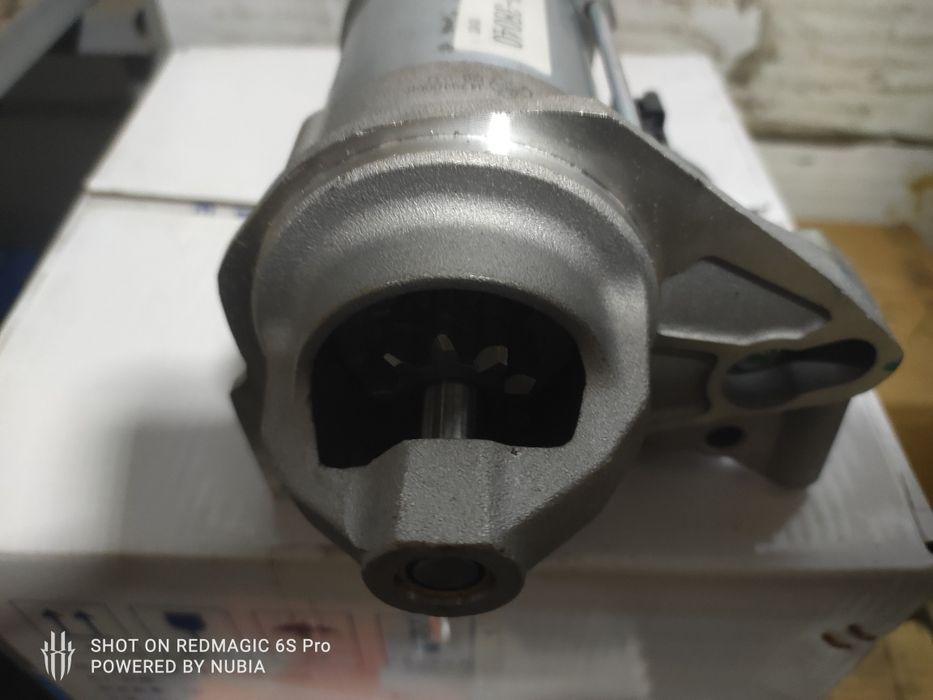 Стартер Лексус 5.7