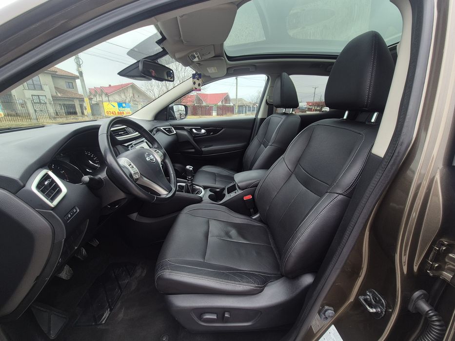 NISSAN QASHQAI 1.6 dCi /  135.000 km / Camere 360° / Panorama / Clima