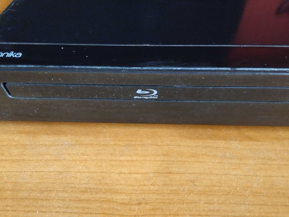 оригинален Блу Рей дивиди юесби плеър с дистанционо-Английски