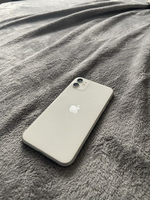 Vând Iphone 11 128gb