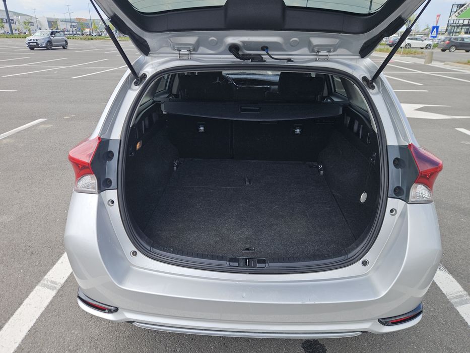 Toyota Auris Touring Sport Hibrid