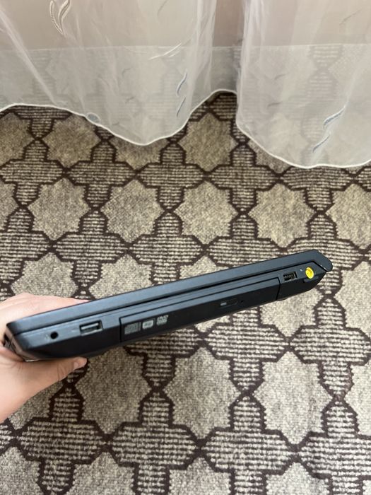Продам ноутбук Lenovo