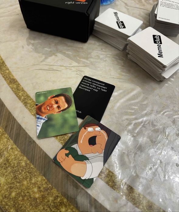 Настолная игра memeclup новая