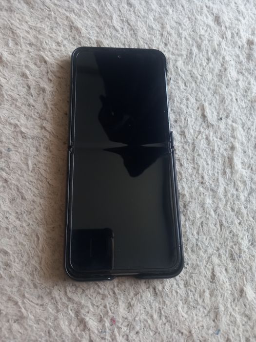 Samsung Galaxy Z Flip 4 5G E sim
