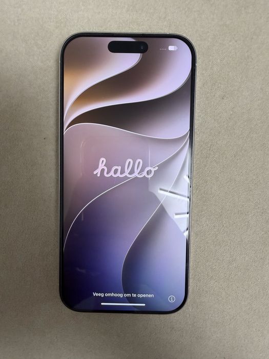 Продам Iphone 16 Pro 256GB sim White Titanium