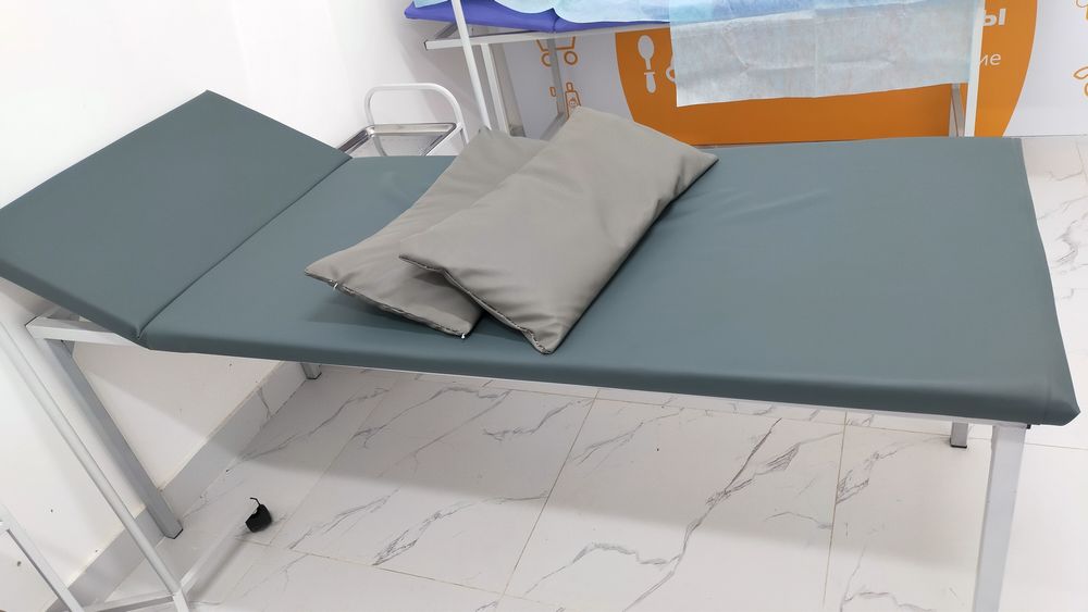 Кушетка медицинская