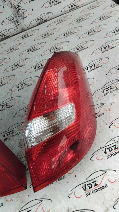 Stop stanga-dreapta Skoda Fabia 2 Non Facelift an 2008