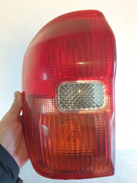 Стоп тойота раф 4