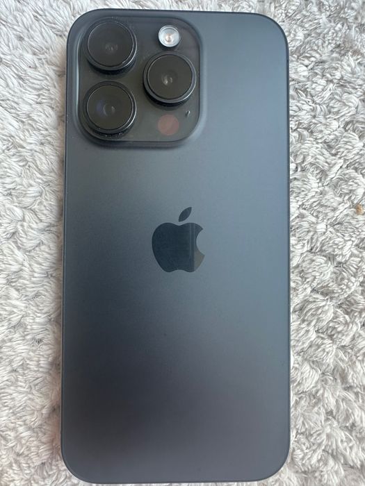 iPhone 15pro 128 mb