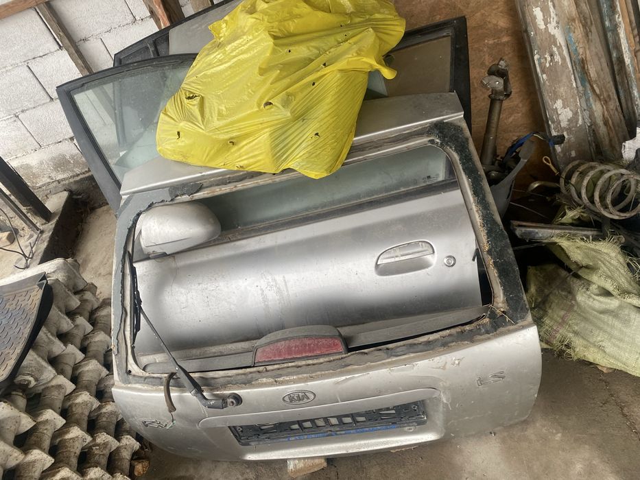 Киа рио 2005  запщасть