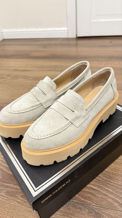 Продам лоферы. Новые