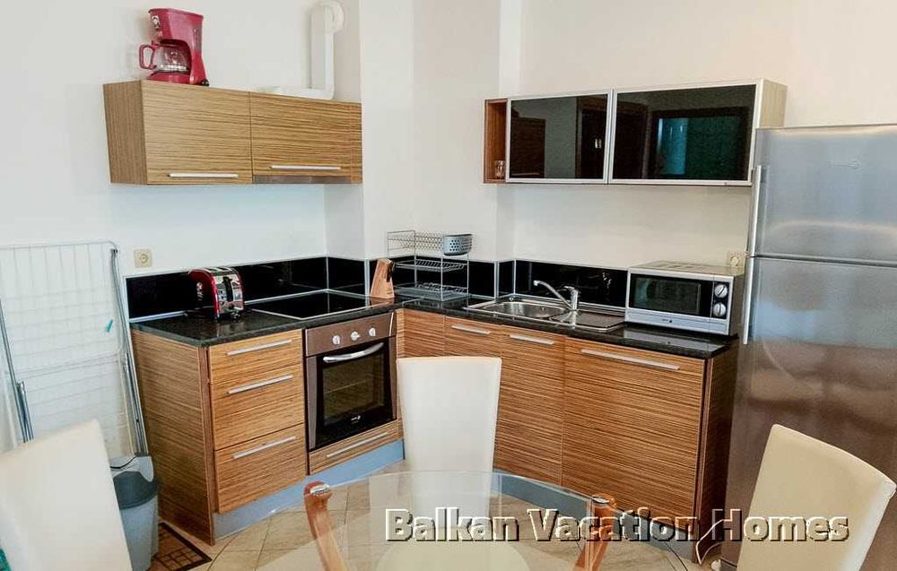 Стилно обзаведен тристаен апартамент с гледка към морето - Бяла