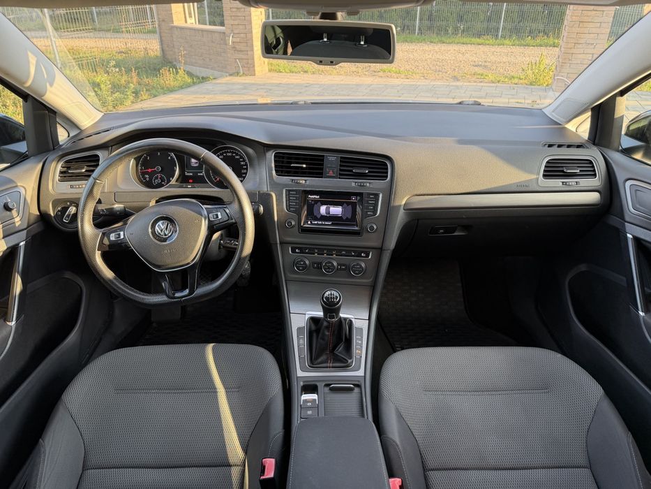 Golf 7 2.0 TDI 150 CP / FULL LED / WEBASTO / PARK ASSIST / CAMERĂ / 320.000 KM
Full LED