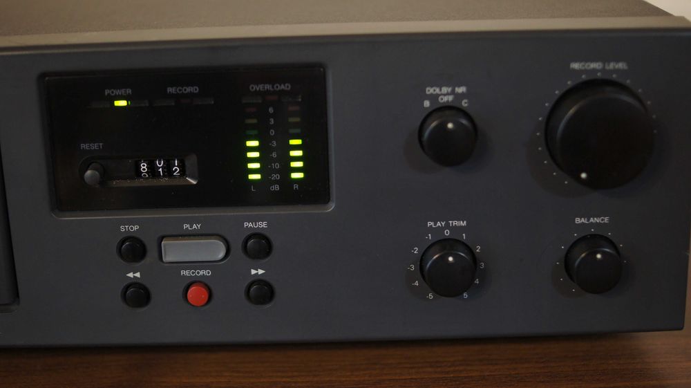 Casetofon deck NAD 602,service efectuat,conditie excelenta.Metal,Play Trim,Dolby B/C