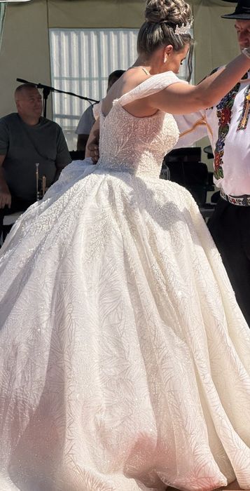Rochie miresa stil printesa facuta pe comanda