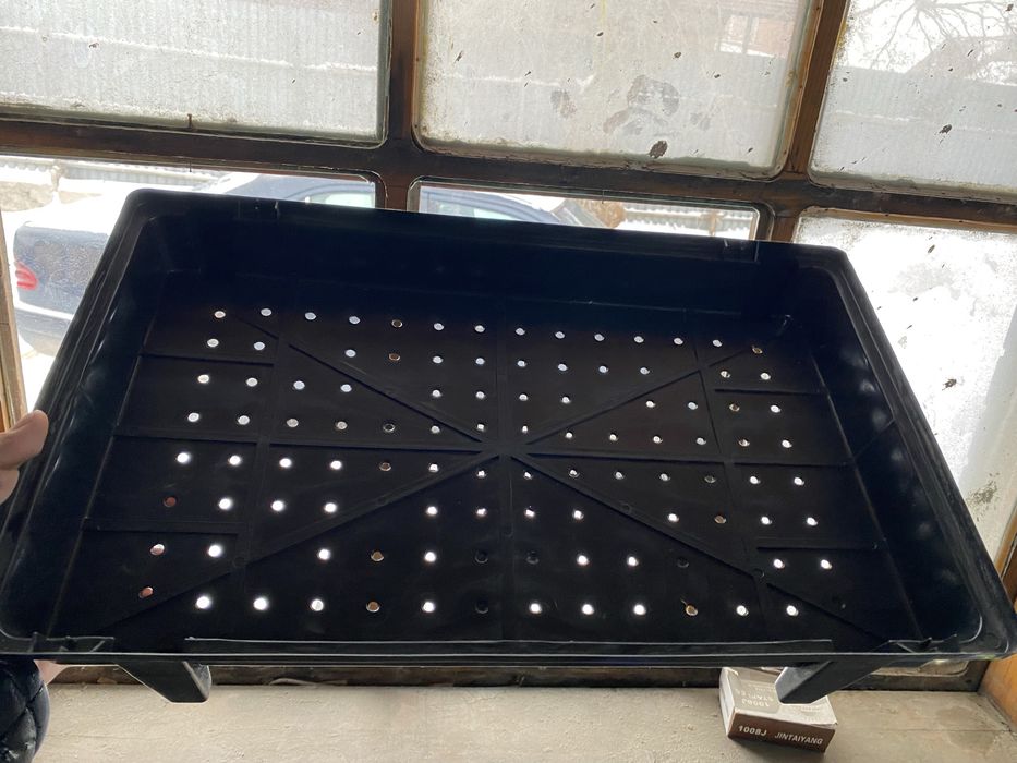 Поднос для гидроплника