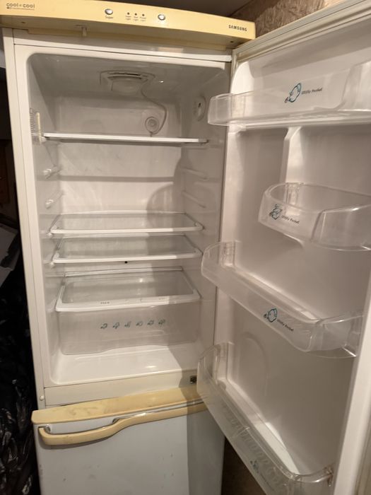 Продам холодильник состояние хорошее